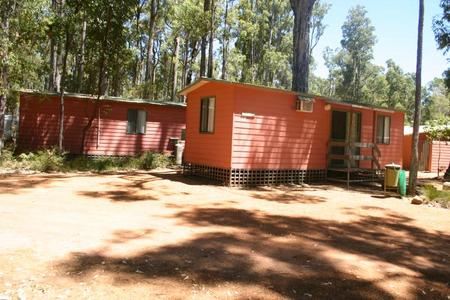 Dwellingup Chalets And Caravan Park - C Tourism 0