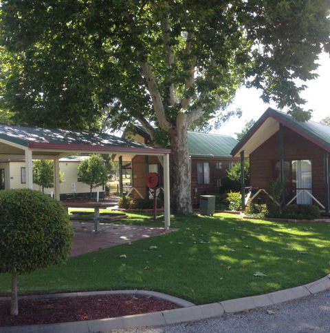 Albury All Seasons Tourist Park - C Tourism 8