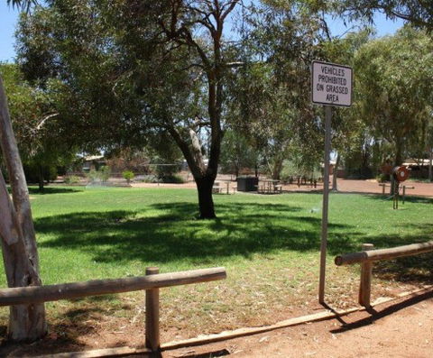 Alice Atkinson Caravan Park - C Tourism 0