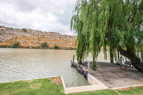 3077 Purnong - River  Shack Rentals - C Tourism 2