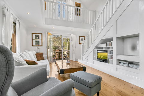 Aldgate Creek Cottage Bed & Breakfast - C Tourism 2