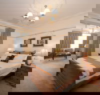 Cobb  Co Court Boutique Hotel - C Tourism