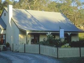 Country Pleasures Bed And Breakfast - C Tourism 1