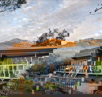 Icon Central Halls Gap - C Tourism