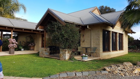 Lake View Farm House - C Tourism 0