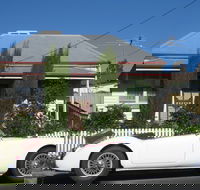 Peel Cottage - C Tourism