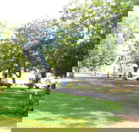 Poplars Caravan Park - Open For Essential Travel Only - C Tourism