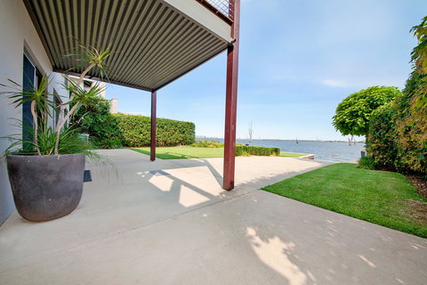 Quondong - C Tourism 0