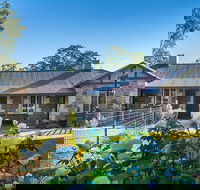 Stoneleigh Cottage Bed and Breakfast - C Tourism