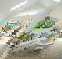 Stylish Interiors in the Bay - C Tourism