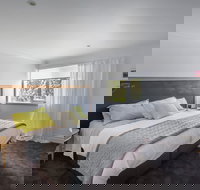 Sunny Side Up Bed and Breakfast - C Tourism