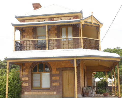 The Matchbox House Bed And Breakfast - C Tourism 0