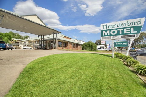 Thunderbird Motel - C Tourism 0