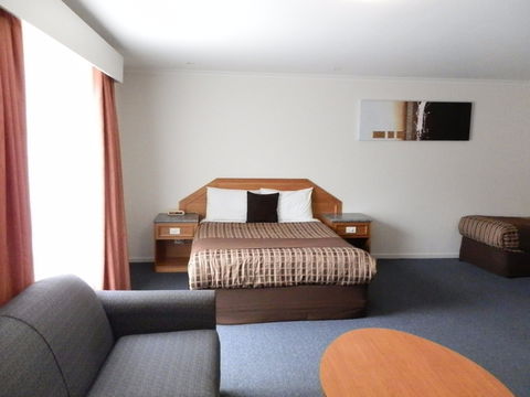 Thunderbird Motel - C Tourism 2
