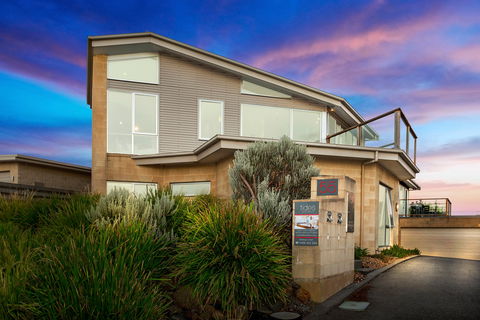 Tides Apartments Port Fairy - C Tourism 1