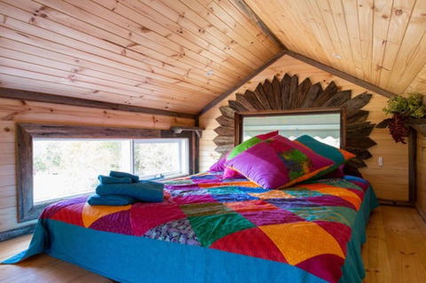 Torquay Farmstay Studio Truck - C Tourism 1