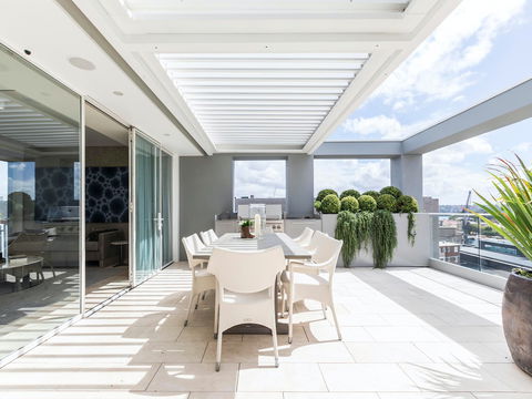 Wylde St Penthouse - C Tourism 1