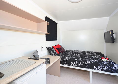 AAOK Jandowae Accommodation Park - C Tourism 1