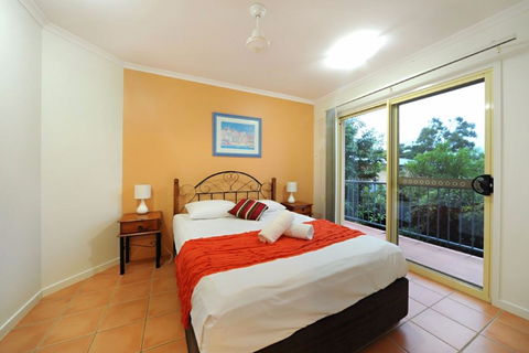 At Beach Court Holiday Villas - C Tourism 2