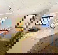 Australia Towers - C Tourism