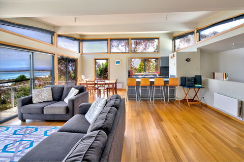 Beachcomber House - C Tourism 0