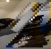 BJs Short Stay Apartments - C Tourism