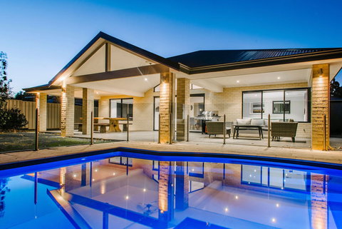 Fairways - C Tourism 0