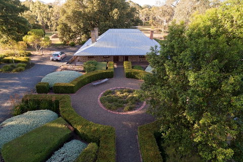 Jacob's Estate Cottage - C Tourism 0