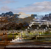 Lallibroch - C Tourism