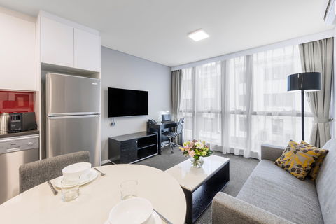 Meriton Suites Adelaide Street, Brisbane - C Tourism 2