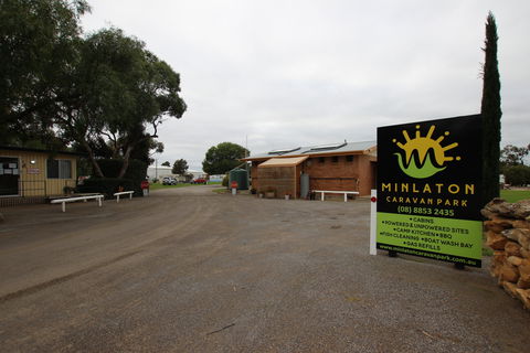Minlaton Caravan Park - C Tourism 0