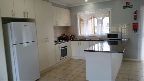 Numurkah Self Contained Apartments - C Tourism 2