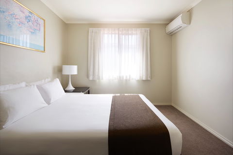 Pinnacle Apartments - C Tourism 2