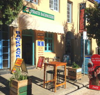 Pirates Backpackers Fremantle - C Tourism