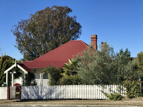 Tenterfield Luxury Historic Cottage - C Tourism 0