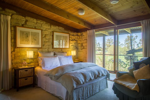 The Burrow At Wombat Bend Bed And Breakfast - C Tourism 0