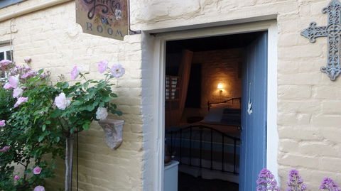 The Globe Inn - C Tourism 2