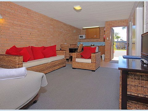 The Lodge Broulee - C Tourism 2