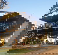 63 Marks Landing -River Shack Rentals - C Tourism