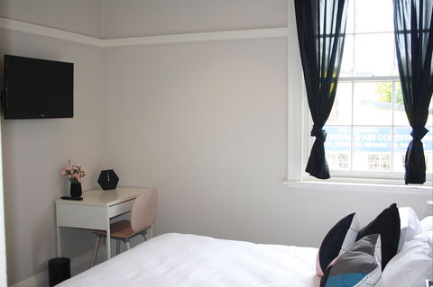 Annandale Hotel - C Tourism 2