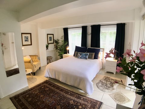 Bangalow Studio Apartment - C Tourism 0