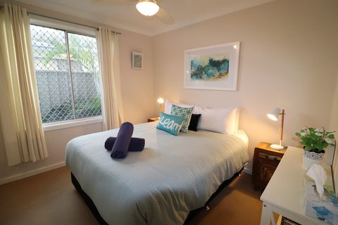 Beachside Cottage At Blacksmiths - C Tourism 2