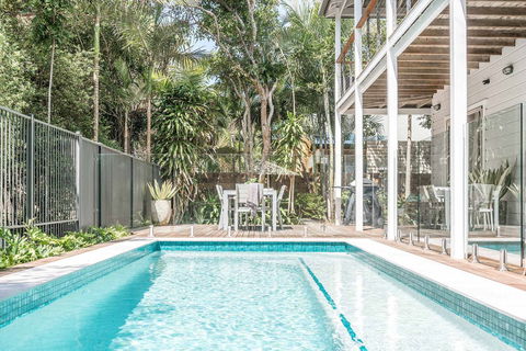 Beach Chalet - C Tourism 0