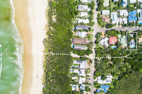Beach Chalet - C Tourism 2
