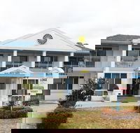 Blue and White Lodge - C Tourism