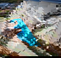 Boat House resort Tea Gardens - C Tourism