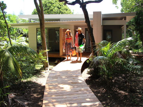 Bowker Beach House - C Tourism 0