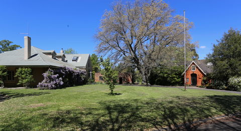 Briar Lane - C Tourism 0