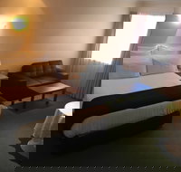 Charles Rasp Motor Inn