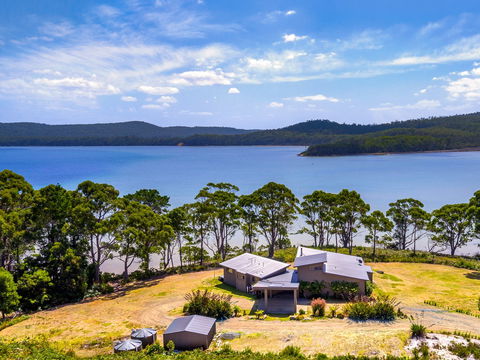Cloudy Bay Lagoon Estate - C Tourism 0